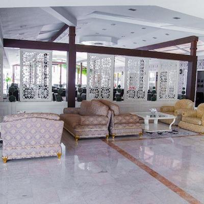 رزیدنس ریورو