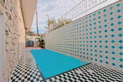 یازار لارا هتل