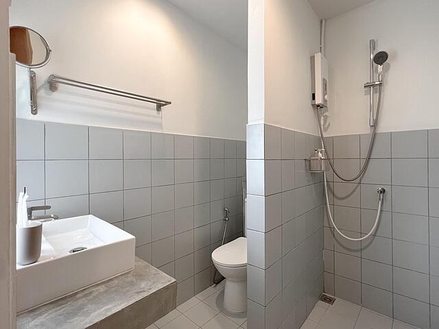 سان کیس پول بد کافه