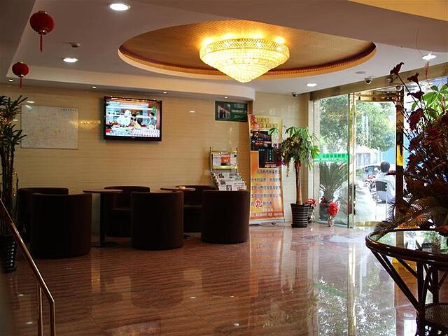 گرین تری این شانگهای گوکن پارک اکسپرس هتل