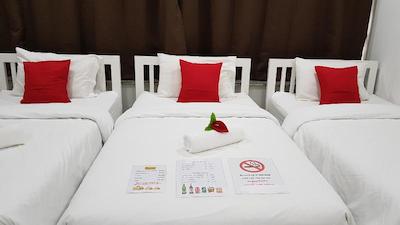 ان کی گست هاوس