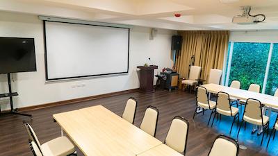 د ویلینگ هتل اند رزیدنس