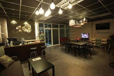 تایگر لیلی هاستل