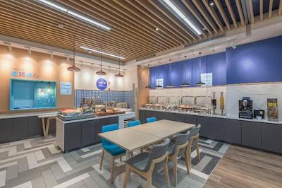 هالیدی این اکسپرس شانگهای جیادینگ سنتر