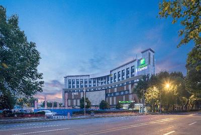 هالیدی این اکسپرس شانگهای جیادینگ سنتر