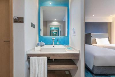 هالیدی این اکسپرس شانگهای جیادینگ سنتر