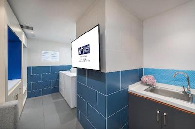 هالیدی این اکسپرس شانگهای جیادینگ سنتر