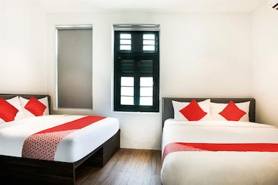 اویو ۸۹۴۶۶ ایسترن هتل