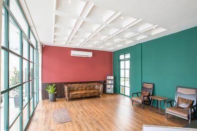 اویو ۸۹۴۶۶ ایسترن هتل