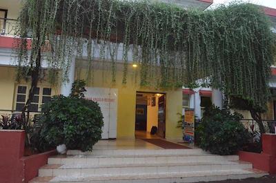 سنهور آنجلو بیچ ریزورت