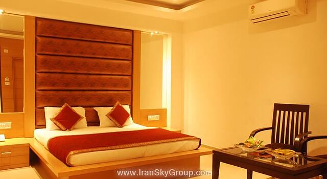 هتل کریشنا دلوکس