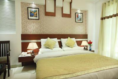 هتل کریشنا دلوکس