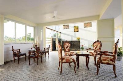 پرایا دا اورا بوتیک ریزورت