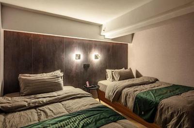 آی فورست هتل