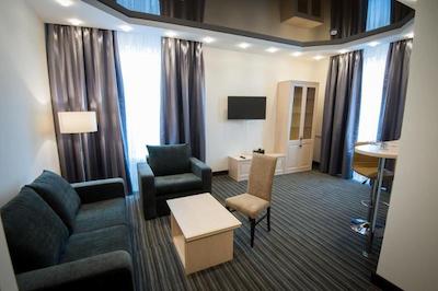 هتل ایسکارا