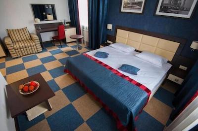 هتل ایسکارا