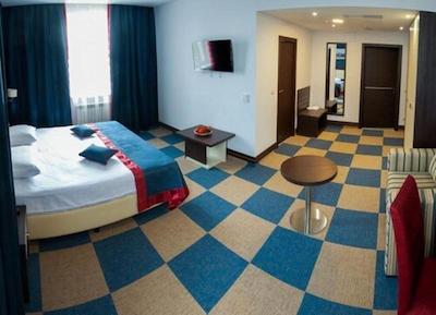 هتل ایسکارا