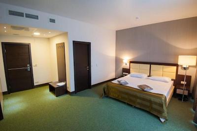 هتل ایسکارا