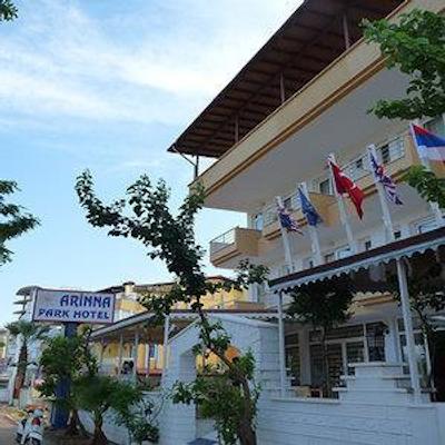 آرینا پارک هتل