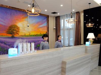 لاوانده هاستلز شانگهای جیادینگ ژینچنگ استادیوم