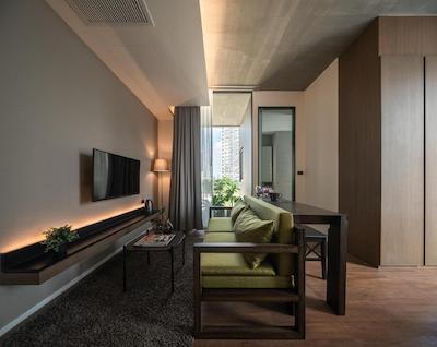 تی 2 رزیدنس ستورن