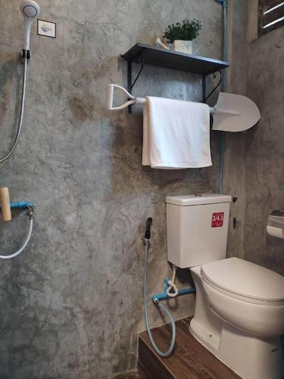 تیگدر هاستل