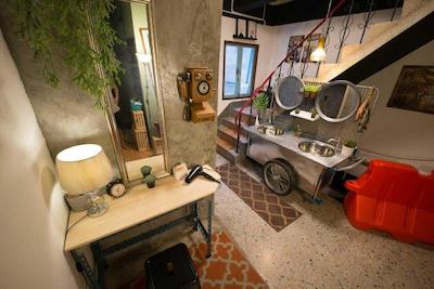 تیگدر هاستل