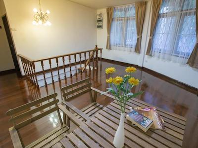 د بانکوکیانز گاردن هوم