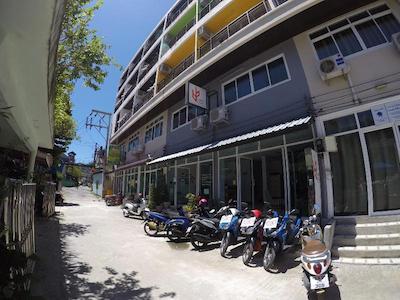 بدباکس گست هاوس هاستل