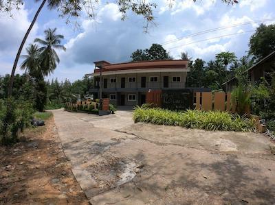 بوسارین منشن