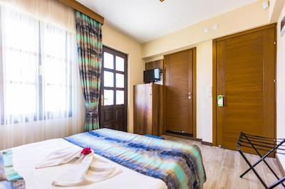 اولد تاون بوتیک هتل