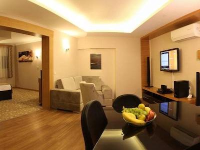 گرند زیبک هتل