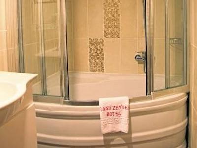 گرند زیبک هتل