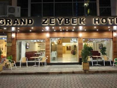 گرند زیبک هتل