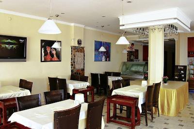 اوتل سامیل اند رستوران