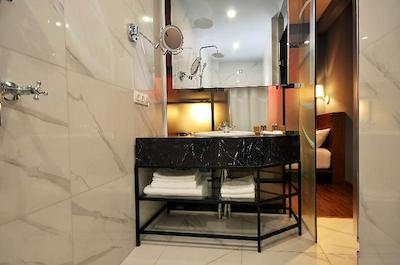 ال بوتیک هتل