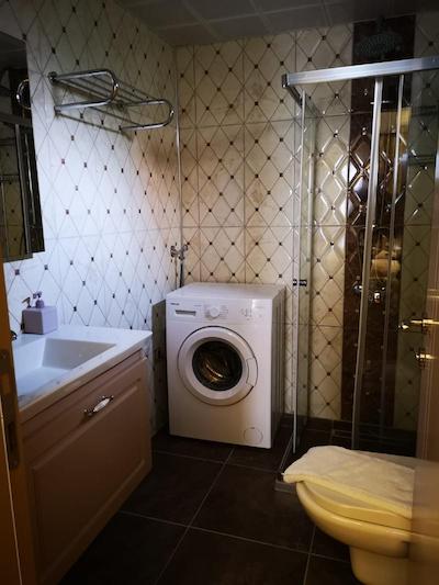 کازا د سیرنا آپات هتل