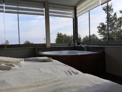 کازا د سیرنا آپات هتل