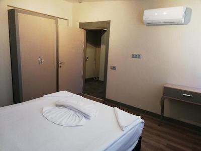 کازا د سیرنا آپات هتل