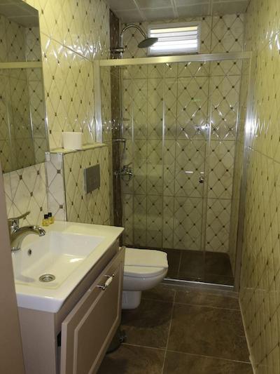 کازا د سیرنا آپات هتل