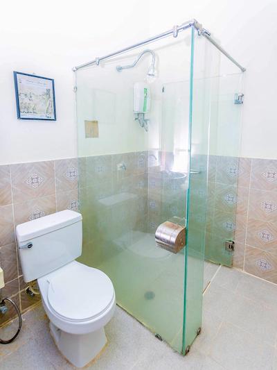 او وای او 444 سی بیچ پارادایس