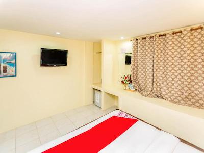 او وای او 444 سی بیچ پارادایس