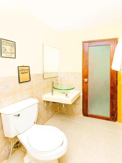 او وای او 444 سی بیچ پارادایس