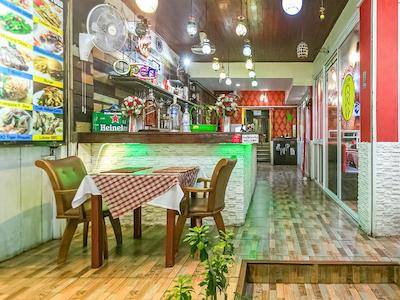 او وای او 444 سی بیچ پارادایس