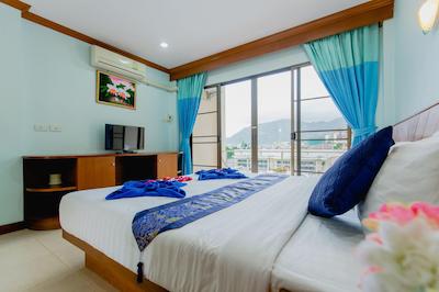 آر کی گست هاوس