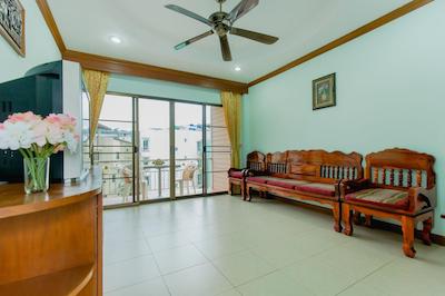 آر کی گست هاوس