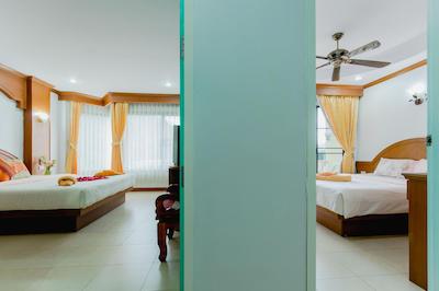 آر کی گست هاوس