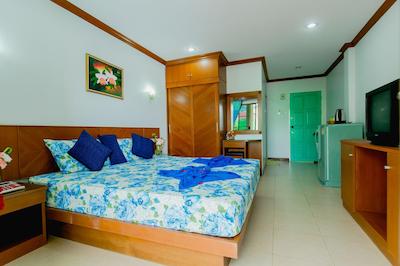 آر کی گست هاوس