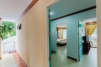 آر کی گست هاوس