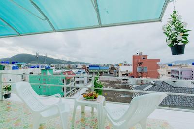 آر کی گست هاوس